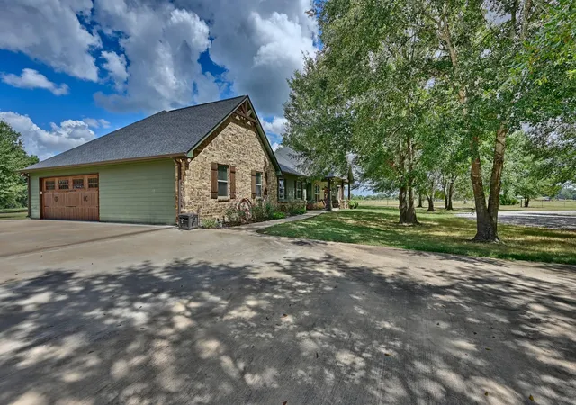4th image of 36394 Fm 1736, Hempstead, TX 77445 | MLS# 79727934