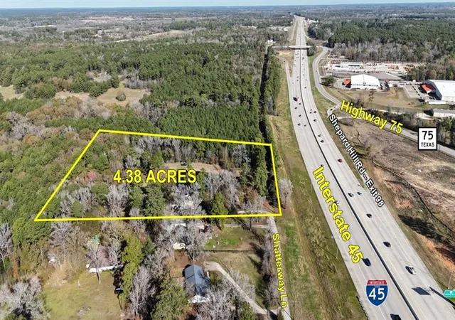 1st image of 15674 Shatterway Ln, Willis, TX 77318 | MLS# 92866228