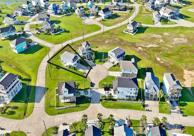 4th image of 25011 San Simeon Ct, Galveston, TX 77554 | MLS# 18593625