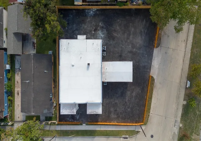 4th image of 6608 Avenue O, Houston, TX 77011 | MLS# 66221922
