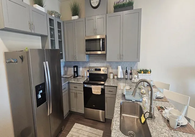 5th image of 6955 Turtlewood Dr #607, Houston, TX 77072 | MLS# 2845917