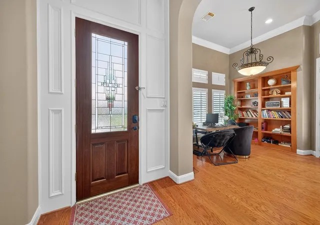 5th image of 11938 Rosebrier Park Ln, Houston, TX 77082 | MLS# 53512203
