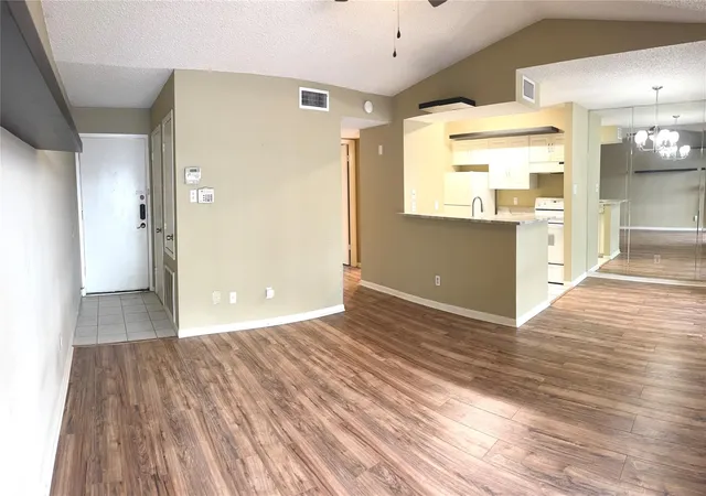 Photo 3 of Condo for sale at 17331 Red Oak Dr #26, Houston, TX 77090 | MLS# 31799920 | Listing updated on 2026-08-24