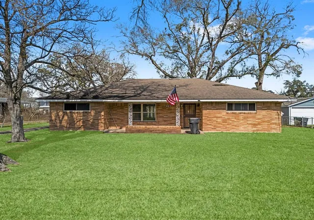 Photo 4 of Land for sale at 406 Del Norte St, Houston, TX 77018 | MLS# 75254139 | Listing updated on 2026-02-26