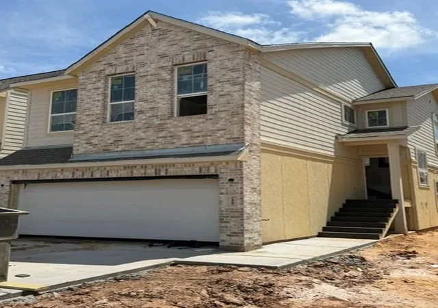 Photo 2 of Single family home for sale at 9417 Autumn Vale Dr, Missouri City, TX 77459 | MLS# 10103475 | Listing updated on 2026-10-06