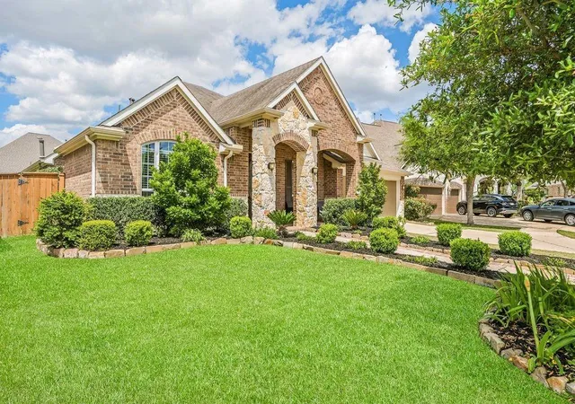 Photo 3 of Single family home for sale at 17210 Pentland Ct, Richmond, TX 77407 | MLS# 78359023 | Listing updated on 2026-07-26