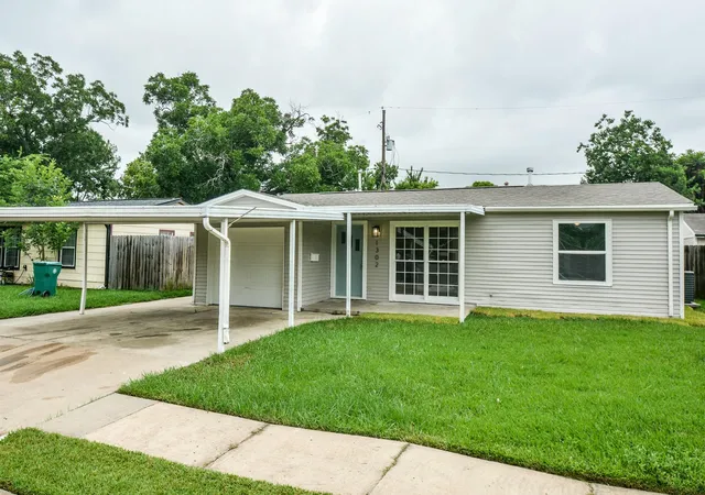 2nd image of 1302 Lamesa Ave, Pasadena, TX 77506 | MLS# 30589037