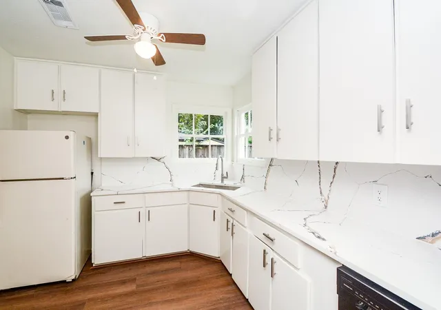 5th image of 1302 Lamesa Ave, Pasadena, TX 77506 | MLS# 30589037