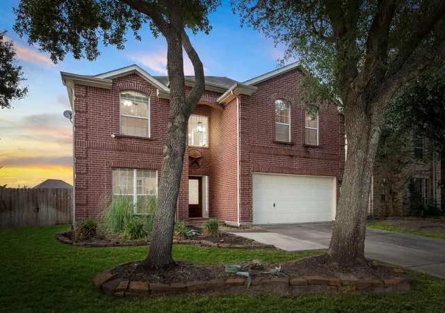 Photo 2 of Sale Pending at 4418 Bridgestone Cedar Dr, Spring, TX 77388 | MLS# 46862273 | Listing updated on 2026-09-21