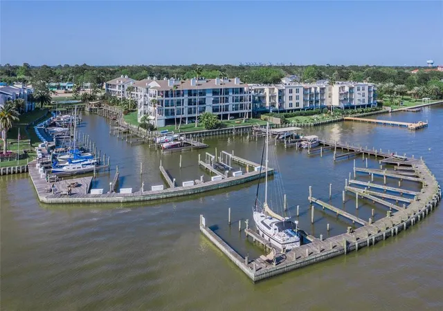 1st image of 4011 Nasa Rd 1 Pkwy #512, El Lago, TX 77586 | MLS# 22527774