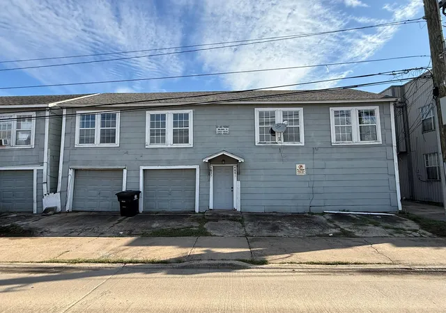 Photo 3 of Multi family home for sale at 4831, 4835 & 4839 Gulf Fwy #12, Houston, TX 77023 | MLS# 32204080 | Listing updated on 2026-06-19
