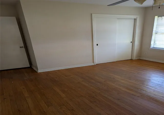 5th image of 146 W Brenda St, Houston, TX 77076 | MLS# 35877237