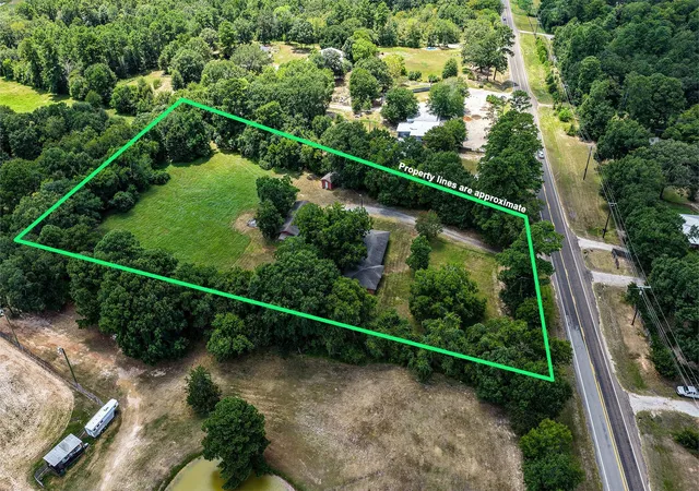 37th image of 1385 Fm 1791, Huntsville, TX 77340 | MLS# 96976693