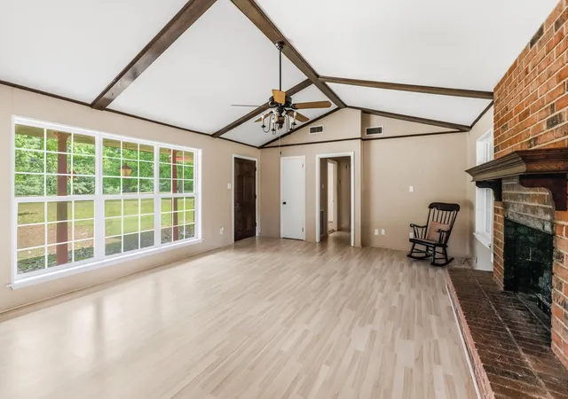 4th image of 1385 Fm 1791, Huntsville, TX 77340 | MLS# 96976693