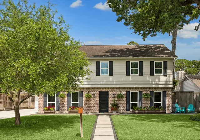 1st image of 306 Greenpark Dr, Houston, TX 77079 | MLS# 72951586