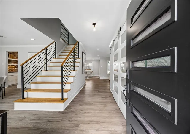2nd image of 306 Greenpark Dr, Houston, TX 77079 | MLS# 72951586