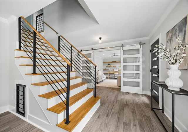 3rd image of 306 Greenpark Dr, Houston, TX 77079 | MLS# 72951586