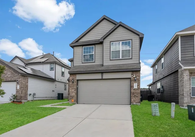 Homes for sale in Spring, TX | 23622 Goodfellow Dr, Spring, TX 77373 | MLS# 87006702