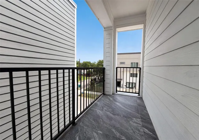 16th image of 4704 Ward St, Houston, TX 77021 | MLS# 65039440