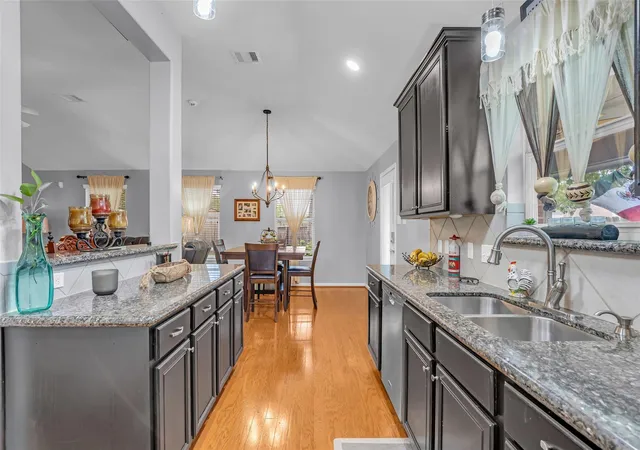 3rd image of 16807 Castoff Ct, Crosby, TX 77532 | MLS# 94134720