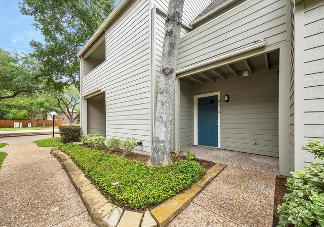 Photo 3 of Townhouse for sale at 2319 Briarwest Blvd, Houston, TX 77077 | MLS# 56843552 | Listing updated on 2026-05-15