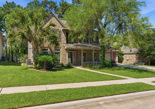 Photo 3 of Single family home for sale at 1621 Cafe Dumonde, Conroe, TX 77304 | MLS# 63299145 | Listing updated on 2026-06-17
