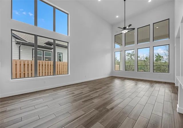 Photo 2 of Single family home for sale at 2030 Lobo Ct, Montgomery, TX 77316 | MLS# 4067593 | Listing updated on 2026-09-13
