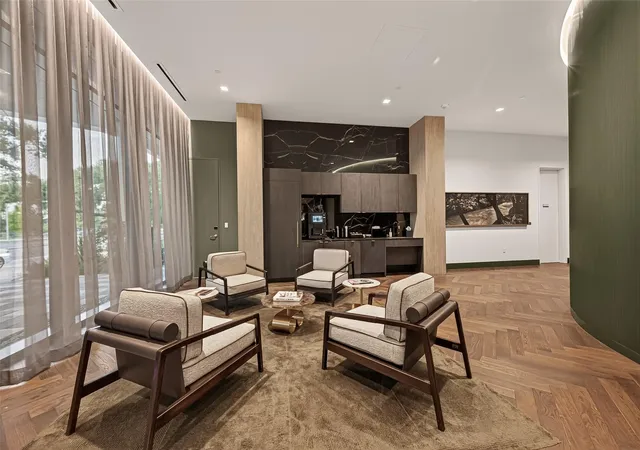 5th image of 1711 Allen Pkwy #2203, Houston, TX 77019 | MLS# 37546363