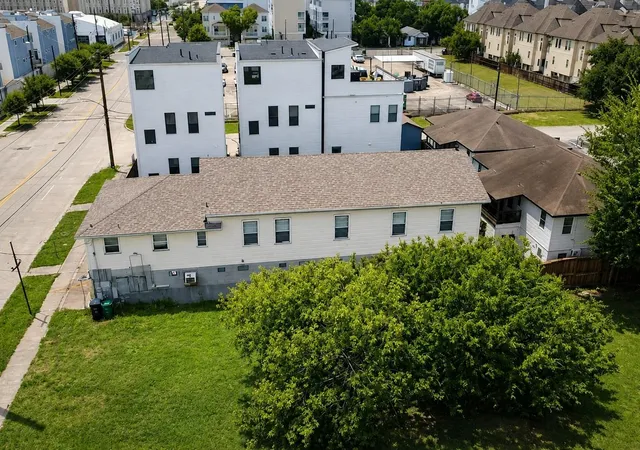 5th image of 2303 & 2305 Mcgowen St, Houston, TX 77004 | MLS# 19464127