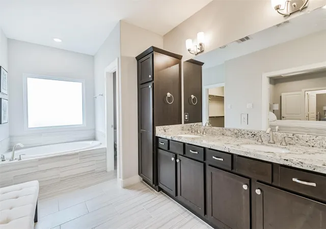 Photo 3 of Single family home for sale at 6623 Letein St, Houston, TX 77008 | MLS# 19761747 | Listing updated on 2026-09-03