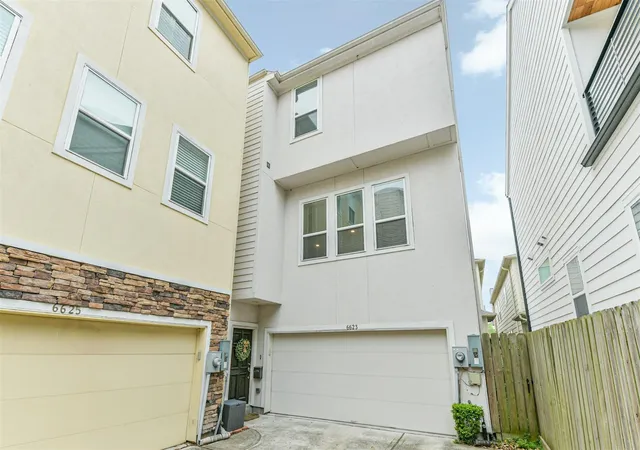 Photo 4 of Single family home for sale at 6623 Letein St, Houston, TX 77008 | MLS# 19761747 | Listing updated on 2026-09-03