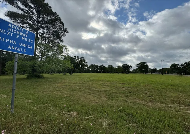 Photo 4 of Land for sale at Tbd Fm 1696 E, Huntsville, TX 77340 | MLS# 45209078 | Listing updated on 2026-03-23