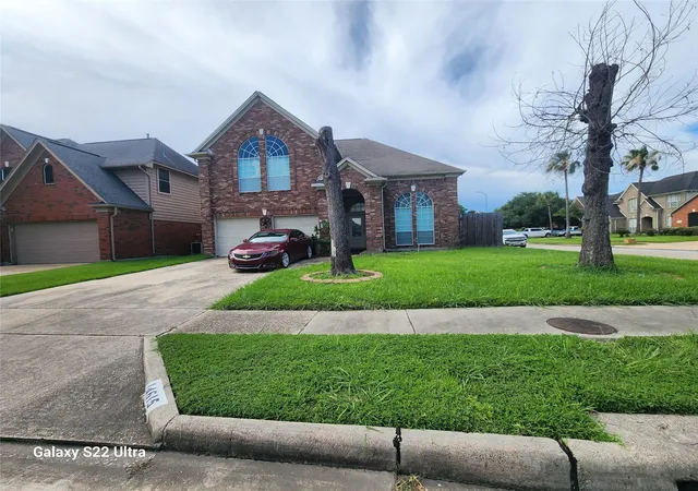 Photo 1 of Single family home for sale at 14615 Woodmaple Ct, Houston, TX 77015 | MLS# 93730692 | Listing updated on 2026-04-02