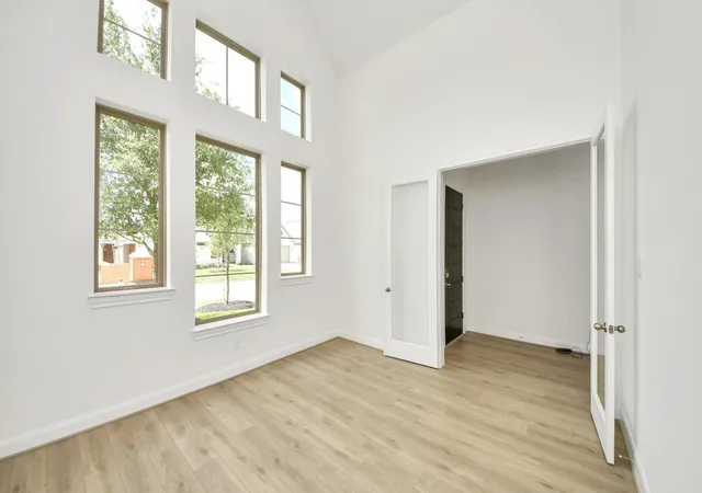 Photo 4 of Single family home for sale at 8618 Blue Coral, Cypress, TX 77433 | MLS# 10089007 | Listing updated on 2026-08-06