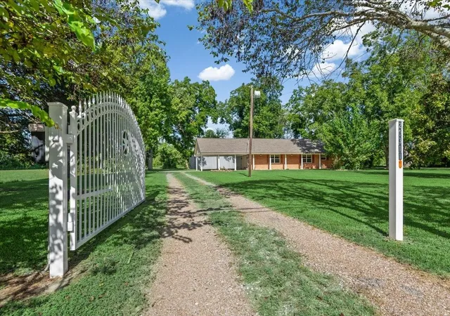 Photo 3 of Sale Pending at 20311 Ramsey Rd, Crosby, TX 77532 | MLS# 9995812 | Listing updated on 2026-09-15