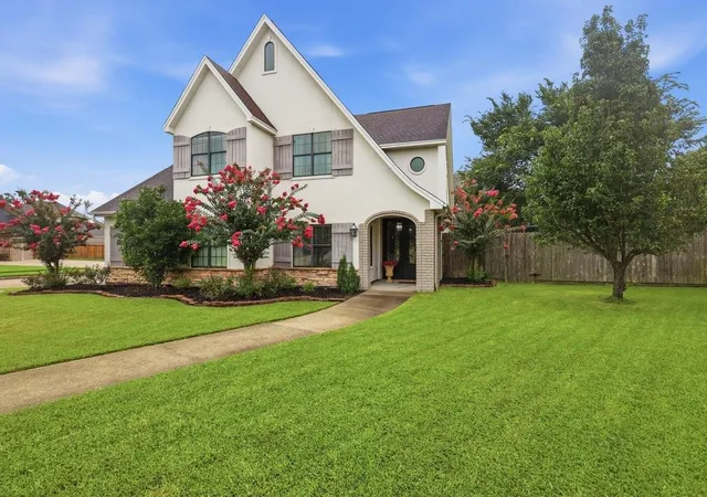 Homes for sale in Port Neches, TX | 1801 Lindsay Ln, Port Neches, TX 77651 | MLS# 90451366