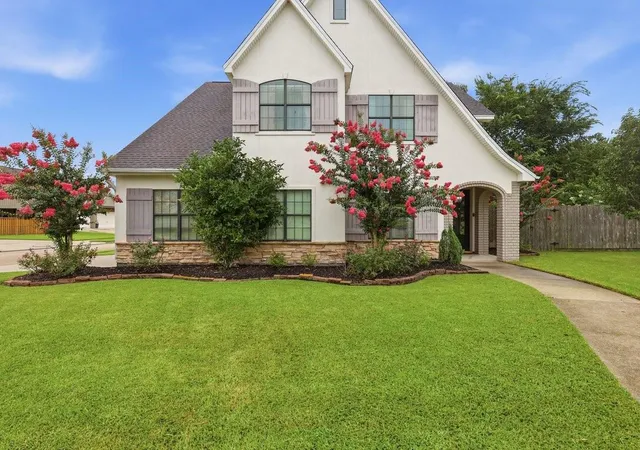 Homes for sale in Port Neches, TX | 1801 Lindsay Ln, Port Neches, TX 77651 | MLS# 90451366