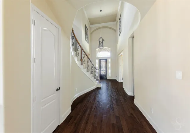 Photo 2 of Single family home for sale at 5803 Mustang Ridge Ln, Fulshear, TX 77441 | MLS# 22432333 | Listing updated on 2026-10-03