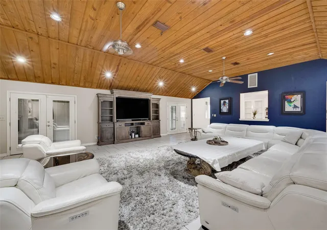 4th image of 3123 Woodland Ct, La Porte, TX 77571 | MLS# 44706099