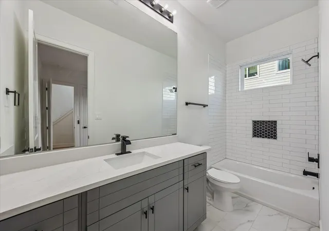 5th image of 9426 Campbell Rd #A, Houston, TX 77080 | MLS# 15314630
