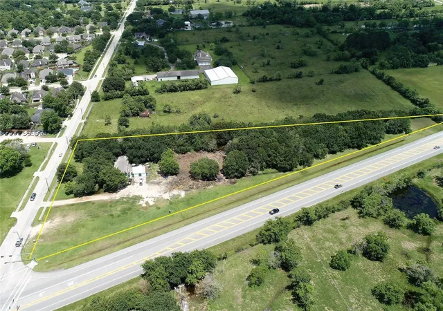 2nd image of 2385 Austin St, League City, TX 77573 | MLS# 68049580
