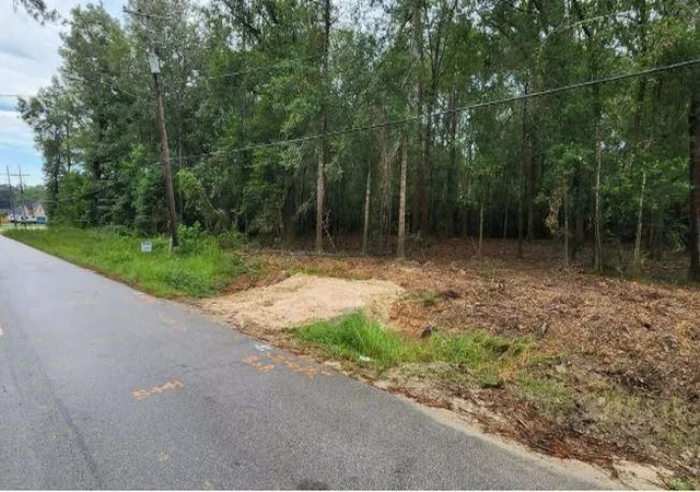 Photo 2 of Land for sale at 7595 Broussard Rd, Beaumont, TX 77713 | MLS# 87214575 | Listing updated on 2026-08-03