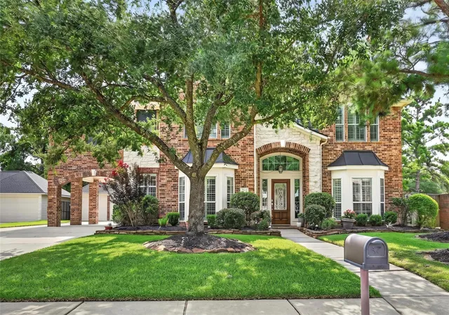 1st image of 10111 Earlington Manor Dr, Spring, TX 77379 | MLS# 80303908