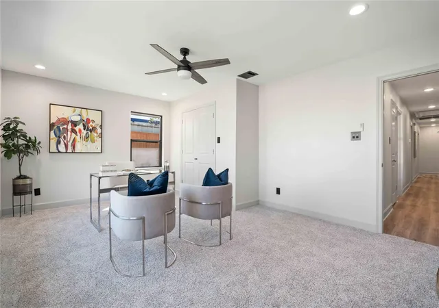 Photo 3 of Single family home for sale at 10111 Brinwood Dr, Houston, TX 77043 | MLS# 52376032 | Listing updated on 2026-08-28