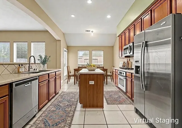 Photo 1 of Single family home for sale at 9018 Sunny Brook Ln, Pearland, TX 77584 | MLS# 53140557 | Listing updated on 2026-09-21