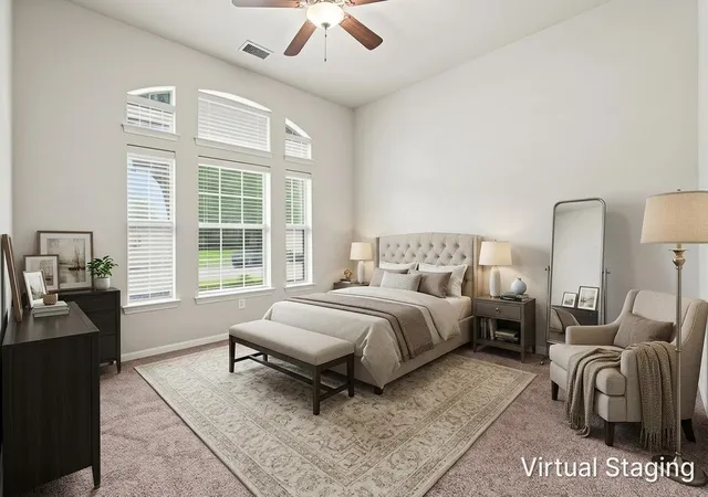 Photo 4 of Single family home for sale at 9018 Sunny Brook Ln, Pearland, TX 77584 | MLS# 53140557 | Listing updated on 2026-09-21