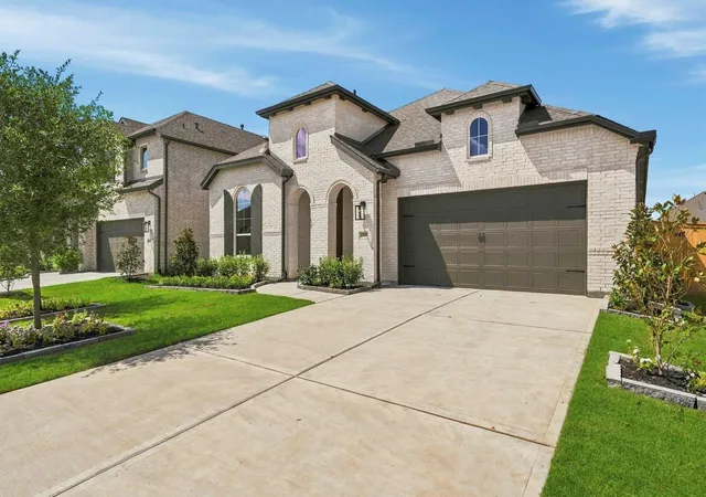 1st image of 31723 Fern Grove Rd, Fulshear, TX 77423 | MLS# 8714201