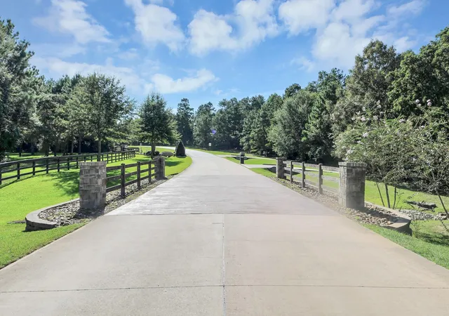 Photo 3 of Land for sale at 10317 Crown Ranch Blvd, Montgomery, TX 77316 | MLS# 28523431 | Listing updated on 2026-08-31