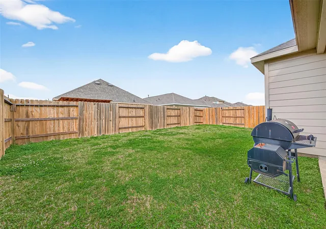 25th image of 13306 Dalvay Beach Dr, La Marque, TX 77568 | MLS# 17477649