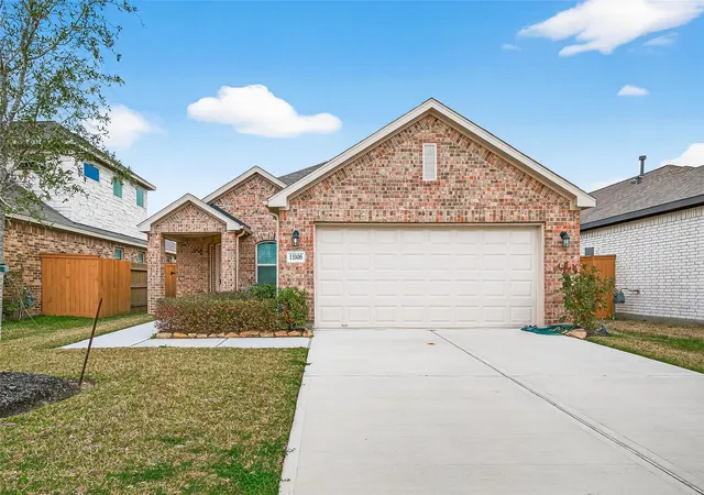 2nd image of 13306 Dalvay Beach Dr, La Marque, TX 77568 | MLS# 17477649